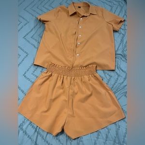 LIKE NEW Shein 2 piece short set!!